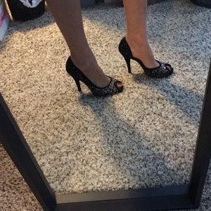 COPY - Black diamond stud velvet Steve Madden heels